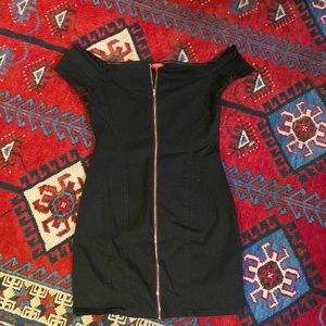 GUESS BLACK JEAN DRESS MEDIUM